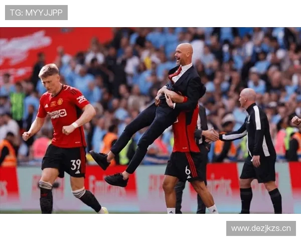 曼联进攻组织混乱问题进一步凸显，对球队整体表现造成影响